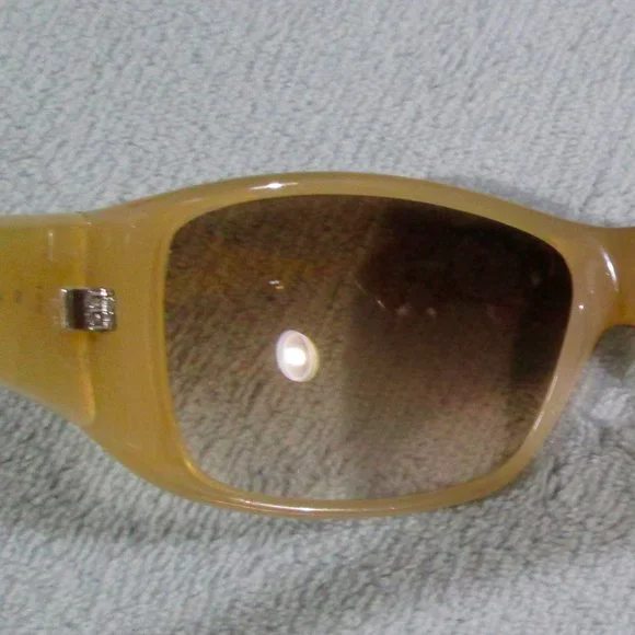 NWOT Calvin Klein Rare Gold Frame Sunglasses ~ CK ๐ - Picture 11 of 16